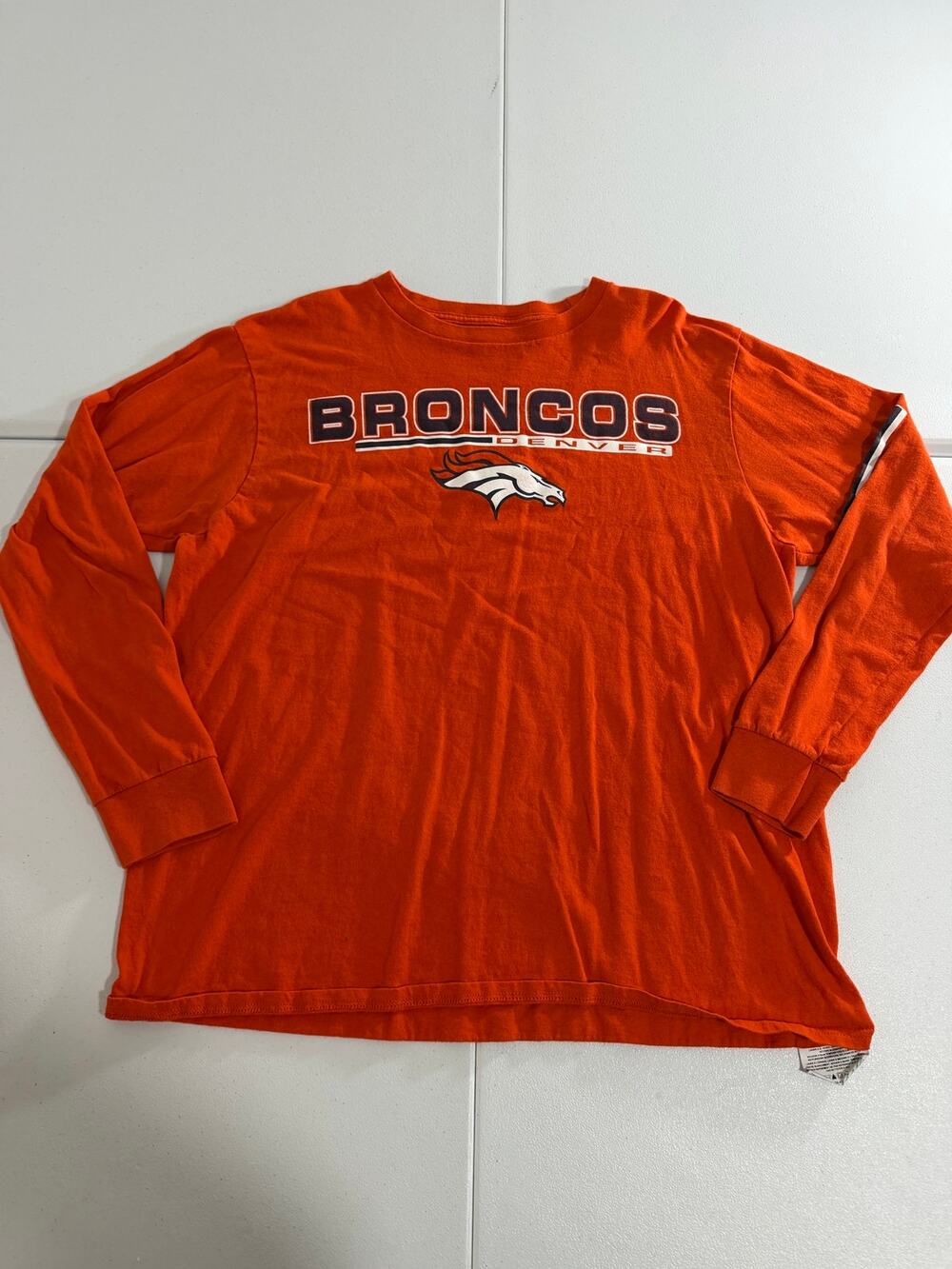 Denver Broncos Long Sleeve T-Shirt Mens XL Orange NFL Team Apparel Football